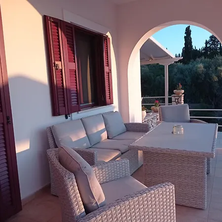 Vilă Katia Tsoukaládhes