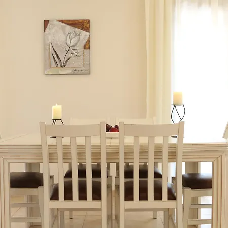 Katia Villa Tsoukaládhes